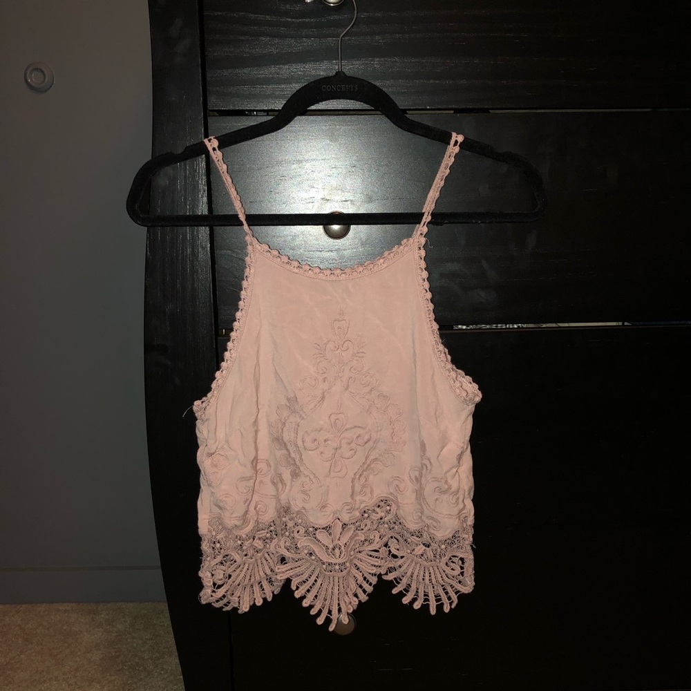 Blush Kendall+Kylie top